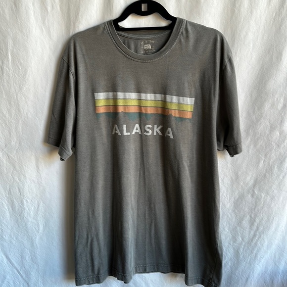 Outta Town Alaska gray T-shirt, size XL - Picture 1 of 4